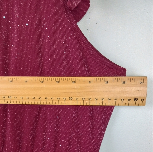 NWOT SHEIN Curve V Neck Dress w/ Tie Shoulder detail in Glitter Burgundy Sz. 4XL - Picture 9 of 14